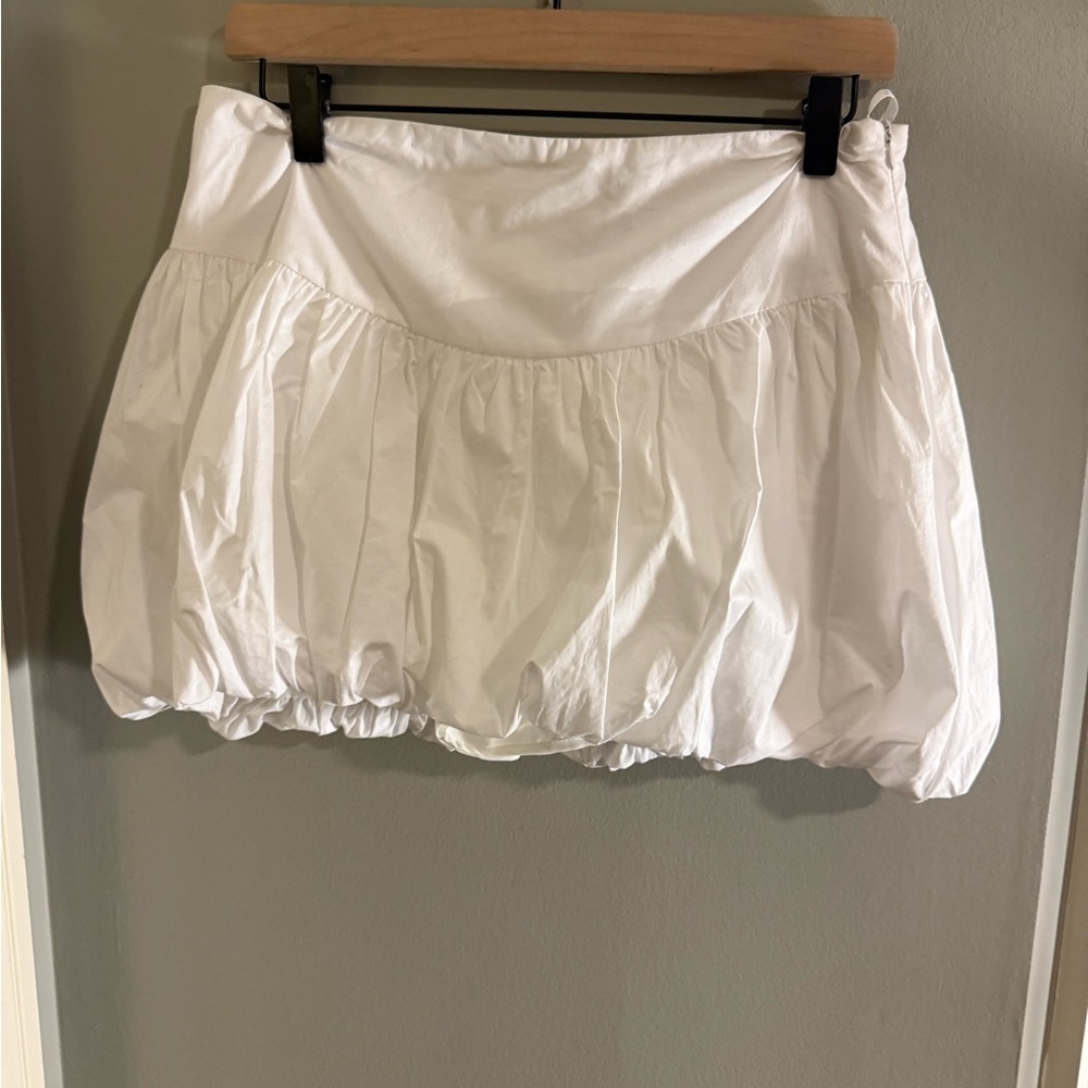 Nwt Elegant White Mini Skirt